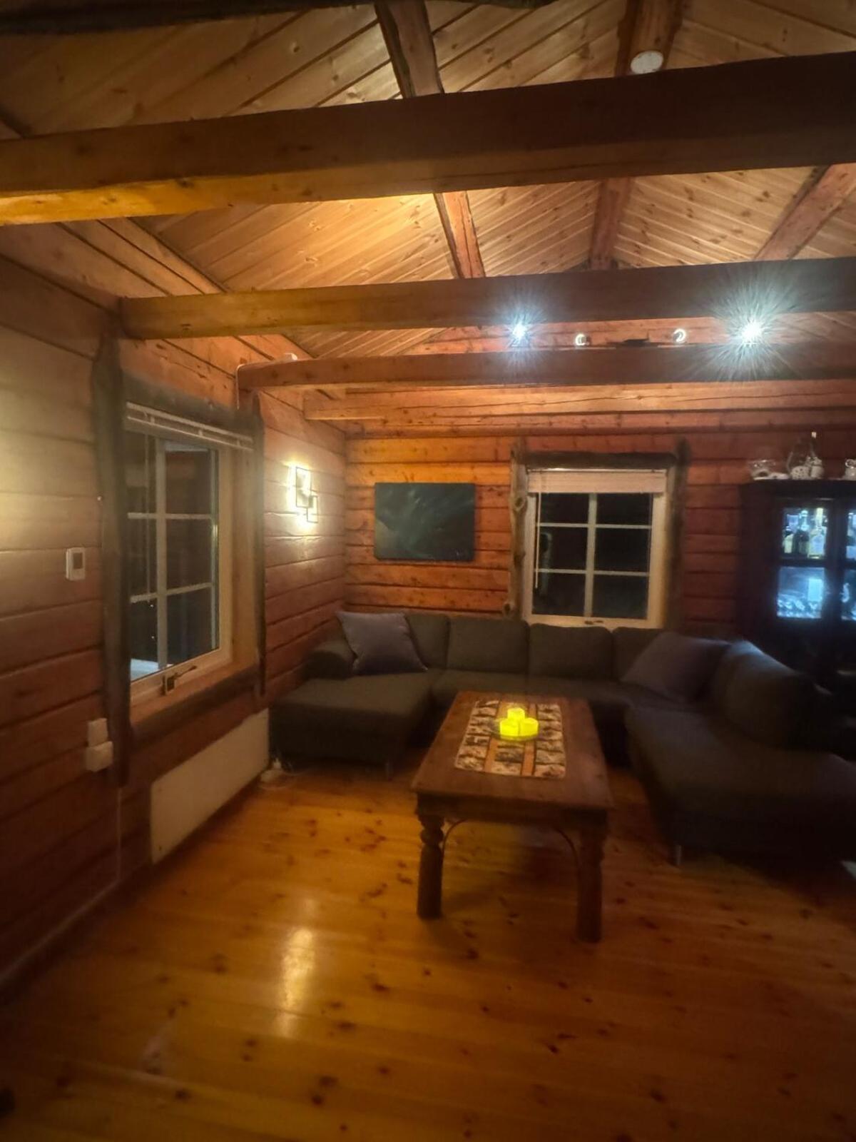 Cottage With Good Standard Next To Neiden River Buitenkant foto