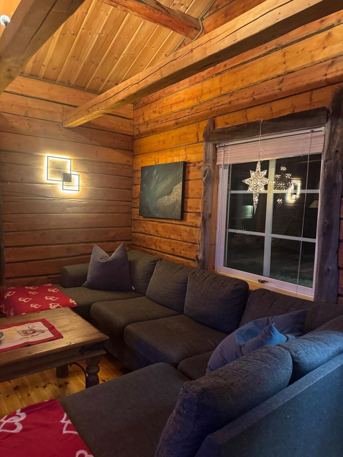 Cottage With Good Standard Next To Neiden River Buitenkant foto