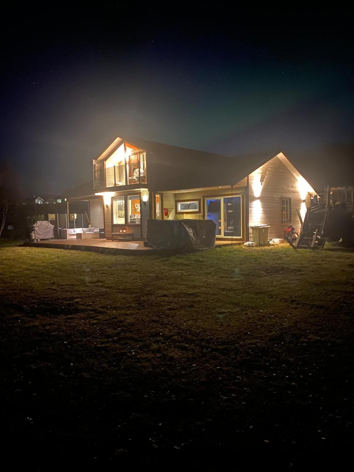Cottage With Good Standard Next To Neiden River Buitenkant foto