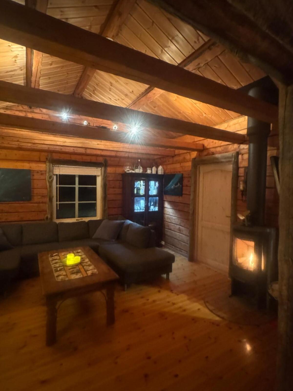 Cottage With Good Standard Next To Neiden River Buitenkant foto